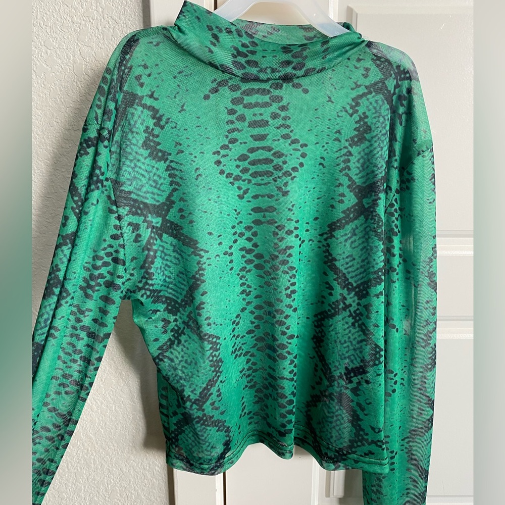 Sheer snake print long sleeve crop, turtleneck